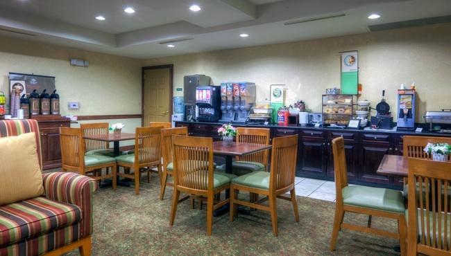 Country Inn & Suites By Radisson, Petersburg, Va ภายนอก รูปภาพ