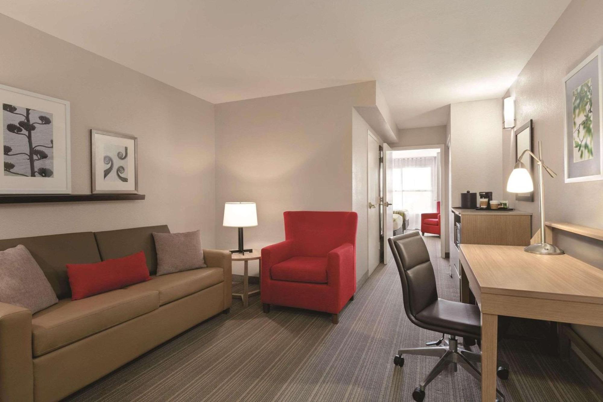 Country Inn & Suites By Radisson, Petersburg, Va ภายนอก รูปภาพ